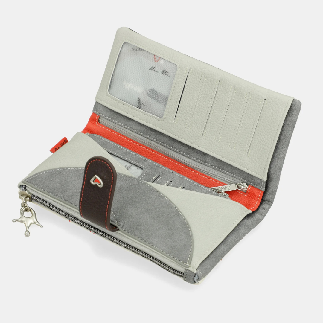Elegante e funcional, este porta-moedas da Anekke tem um design sofisticado, combina estilo e praticidade. Possui diversos compartimentos para organizar cartões, notas e moedas com segurança, além de um fecho de botão e um compartimento com fecho de correr.
