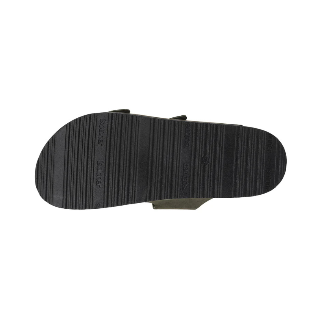 Este chinelo combina estilo e conforto num design moderno e sofisticado.
Com acabamento em material de alta qualidade, possui duas tiras ajustáveis com fivelas metálicas que garantem um encaixe seguro e personalizado. A palmilha anatómica oferece máximo conforto ao caminhar, enquanto a sola antiderrapante proporciona estabilidade em diferentes superfícies.