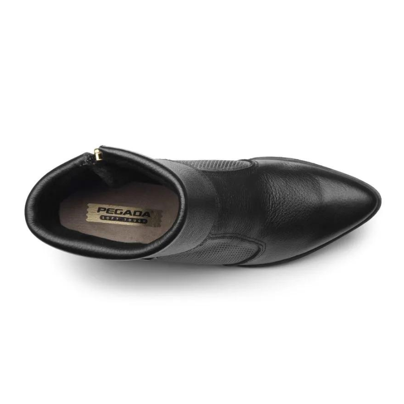 Estas botas são a combinação perfeita de elegância e conforto.
Com um design sofisticado trazem um toque de modernidade e estilo ao seu visual. O material de alta qualidade garante durabilidade, enquanto o salto médio proporciona o equilíbrio ideal entre estilo e conforto, ideal para o dia a dia. O fecho de correr lateral facilita o calçar, enquanto os detalhes texturizados trazem um charme extra, tornando estas botas uma escolha versátil para diversas ocasiões.