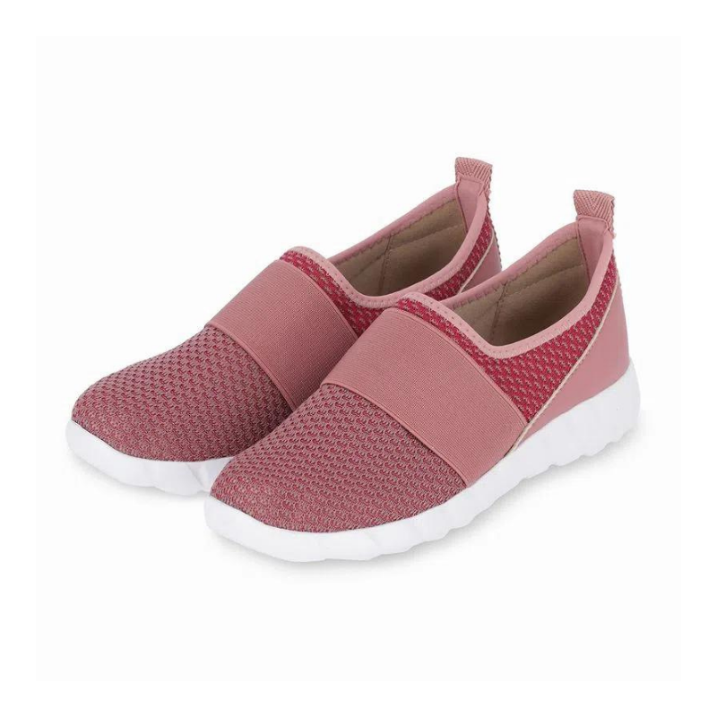 Elegante e charmosa, a sapatilha Fabi Rasteira é perfeita para mulheres que gostam de produções mais básicas e refinadas. A sua delicadeza combina com tons claros e também pode ser usado com cores mais escuras para criar um contraste no seu look. Calce Fácil e liberdade no dia a dia, oferece máxima absorção controlando tanto a humidade quanto temperatura. Leve e flexível, este modelo foi pensado nas necessidades de todas as mulheres.