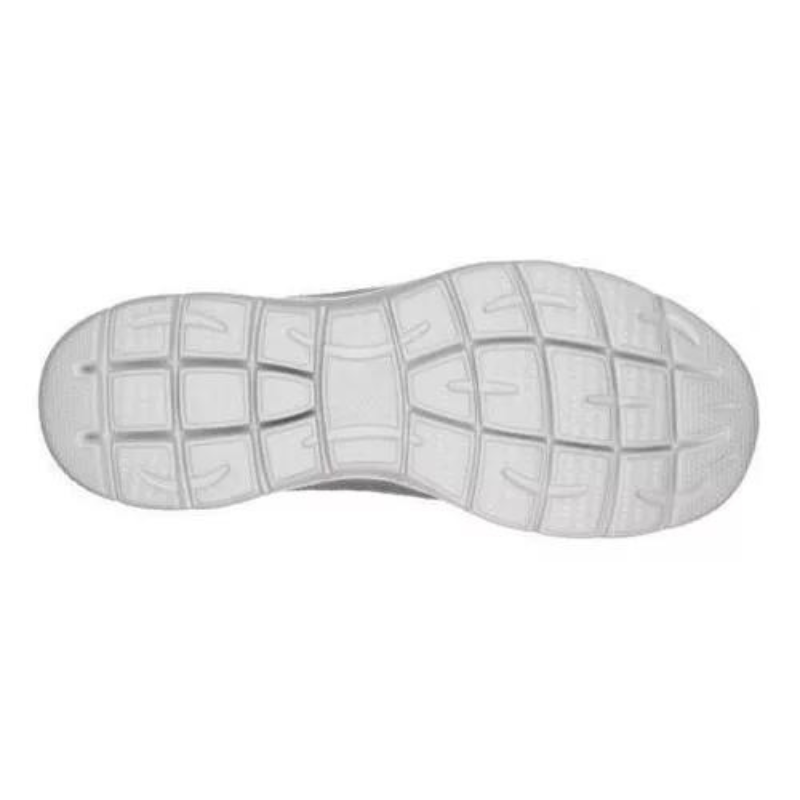 As sapatilhas Skechers são a escolha perfeita para uso diário ou atividades de baixo impacto, como caminhadas leves ou ginástica. Uma das suas principais características, são as palmilhas feitas em espuma de memória (Memory Foam), que permitem a adaptação ao formato do pé, proporcionando maior conforto e amortecimento ao caminhar.