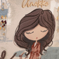 Esta carteira é a companheira perfeita para o dia a dia de quem não abdica do estilo.

Com um design compacto e funcional, apresenta a icónica ilustração da personagem Anekke acompanhada da mensagem "time to bloom"— um convite à leveza e à descoberta. A textura exterior em efeito rattan confere-lhe um toque artesanal e contemporâneo, enquanto o bolso frontal com fecho de correr garante acesso rápido ao essencial.