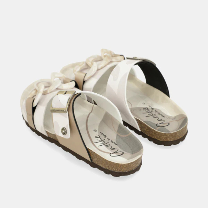 Anekke Mulher Chinelo Gaia