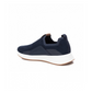 Sofisticada e versátil, a sapatilha slip on combina conforto e beleza dando um toque delicado ao seu look.  Fabricada em tecido com detalhes laterais impressos e com sola de borracha antiderrapante. Este modelo tem fácil ajuste e aderência graças à elasticidade do tecido e do puxador traseiro.  Este modelo obteve o certificado vegano pela organização mundial PETA (Organização dos Direitos dos Animais).