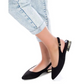 Charmosa e fashion, esta sandália é a peça-chave para as altas temperaturas, garante delicadeza e muita elegância.  O acabamento confortável e o forro super fofinho torna-a indispensável para quem precisa ficar horas de pé no trabalho.  Leve, esse sandália foi pensada nas necessidades de todas as mulheres. Aproveite a sua praticidade e abuse das peças da estação, como calções, saias, vestidos ou macacões.